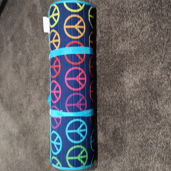 NWT. Peace Sign Beach Mat with Pillow - Picture 2 of 5